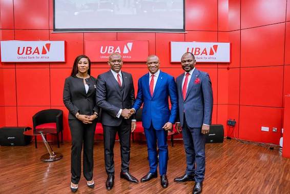 Nouveau GMD : nouvelle directrice générale, North Bank, Mme Emem Usoro ; président du groupe UBA, M. Tony Elumelu ; nouveau directeur général du groupe, M. Oliver Alawuba ;  et nouveau directeur général adjoint, Muyiwa Akinyemi, lors de l'événement pour annoncer les nominations du nouveau GMD et directeurs exécutifs pour le groupe UBA, organisé lundi à la salle Tony Elumelu de UBA House, Lagos.
