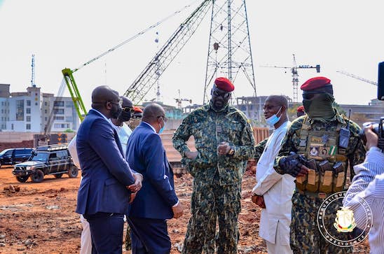 Colonel Mamadi Doumbouya, président de la transition guinéenne (M)