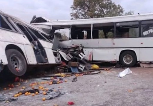 Collision de bus ayant fait au moins 40 morts à Kaffrine, Sénégal