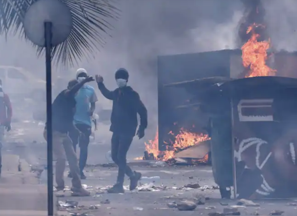 Heurts dans ls rues de Dakar, crédit Photo AFP